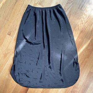 Linda slip with birds